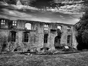 Abbey ruins and royal palace in Dunfermline