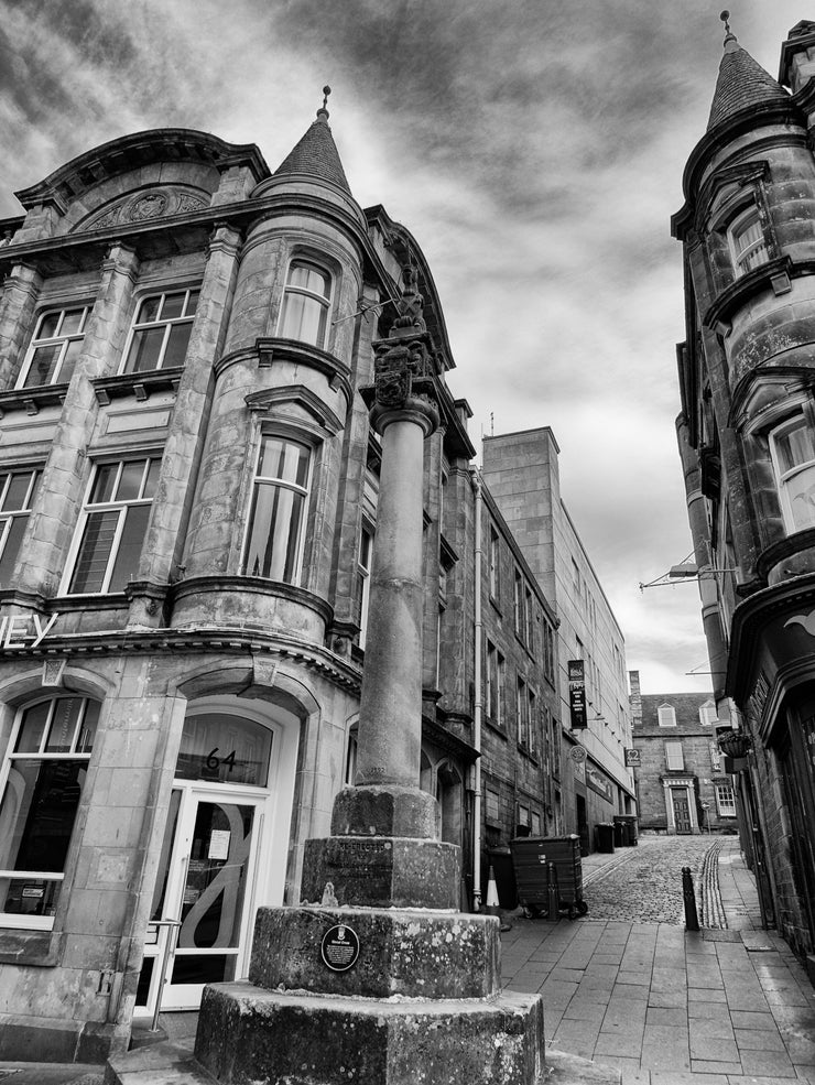 Mercat Cross in Dunfermline