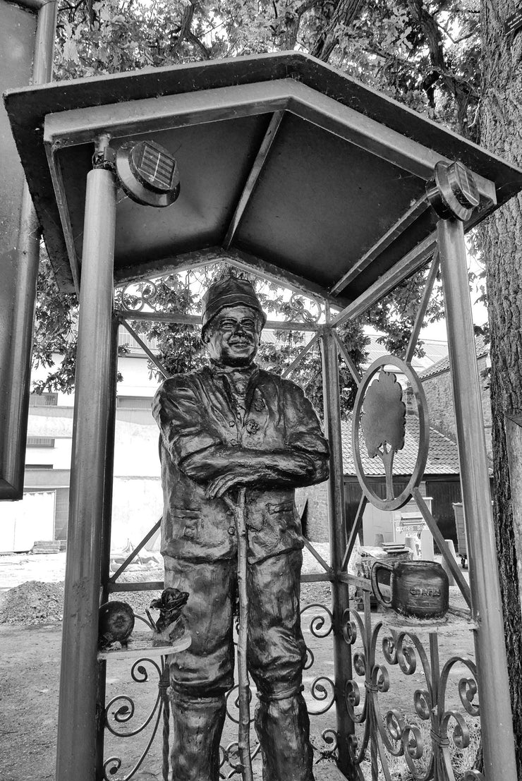 Adge Cutler Statue, Nailsea