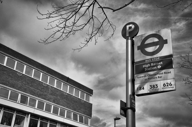 Bus Stop, Barnet