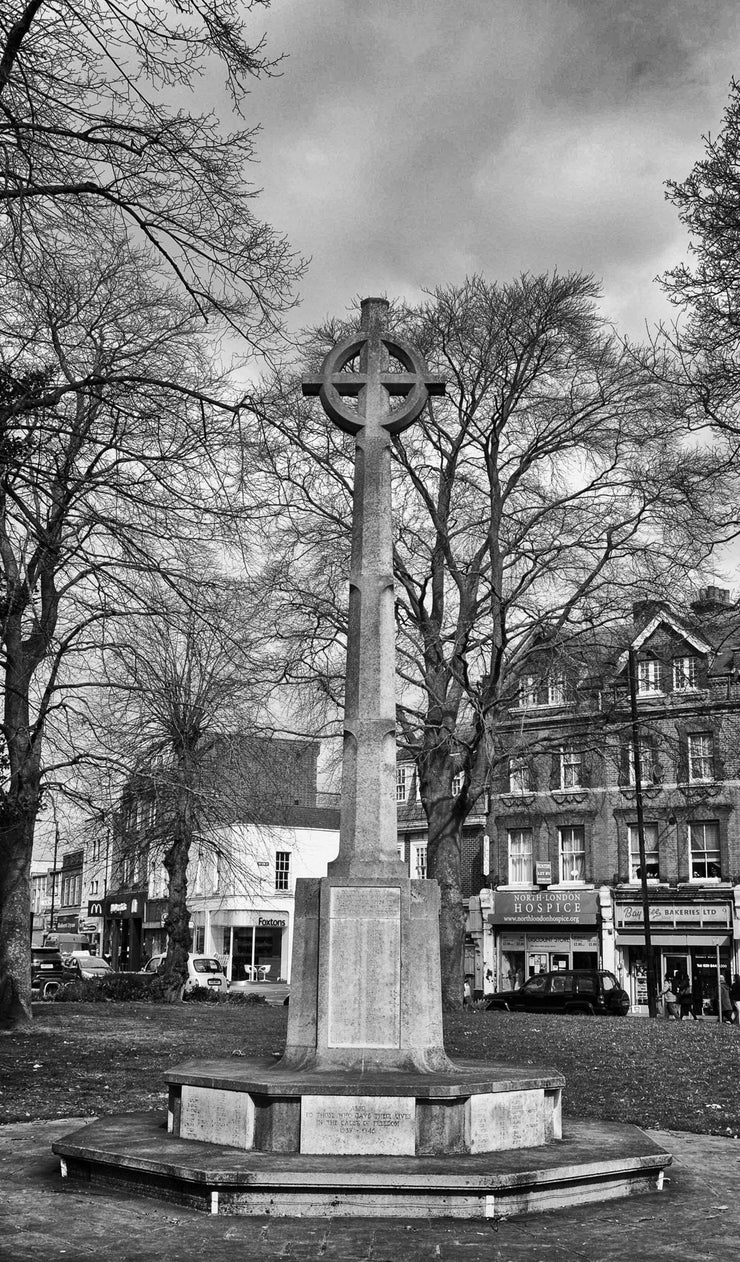 War Memorial, Barnet