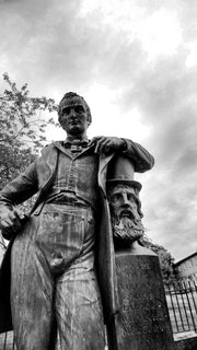 Johnnie Walker Statue, Kilmarnock