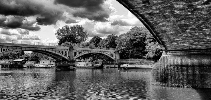 Kew Bridge on the River Thames in Richmond