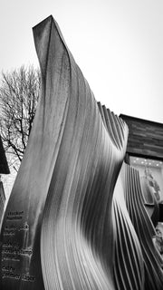 Stacked Fountain, Swindon